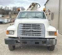 1998 Ford F800 crane service truck