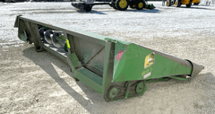 John Deere 643 6-30" row corn head