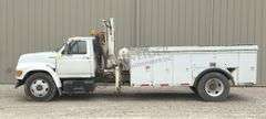 1998 Ford F800 crane service truck
