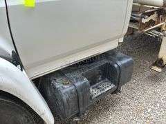 1998 Ford F800 crane service truck