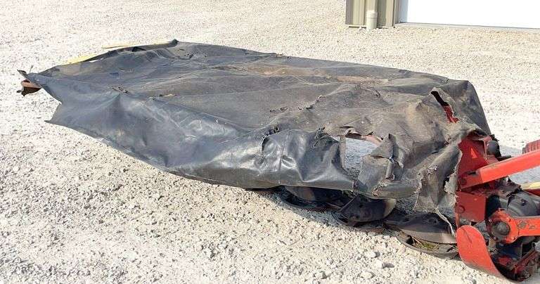 New Holland 617 9' 3-pt. disc mower