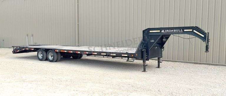 2018 Iron Bull 34' flatbed gooseneck trailer