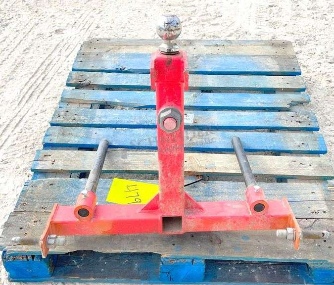 3-pt. bale spear w/ gooseneck & receiver hitch