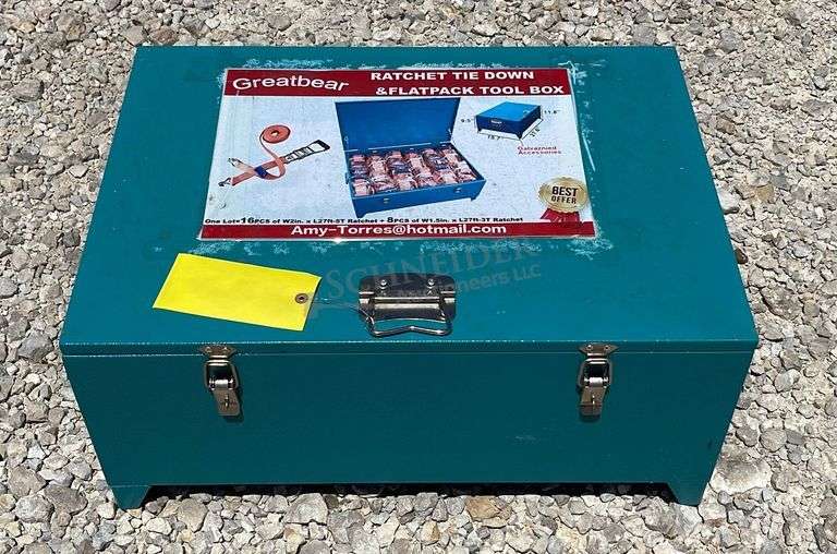 24 unused 27' ratchet straps in box