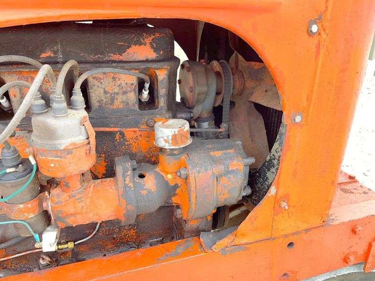 Allis Chalmers WD tractor, not running