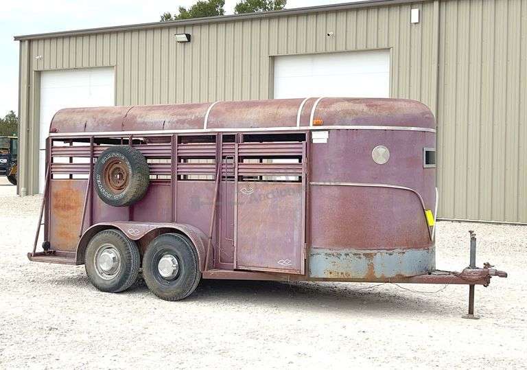 1991 Rawhide 16' stock trailer