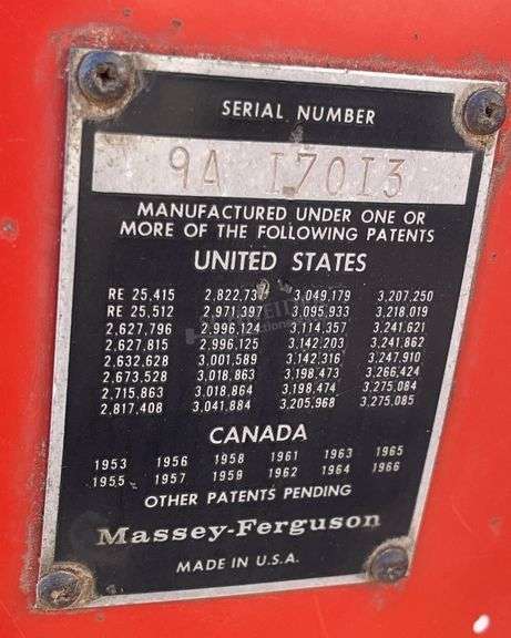 Massey Ferguson 135 tractor