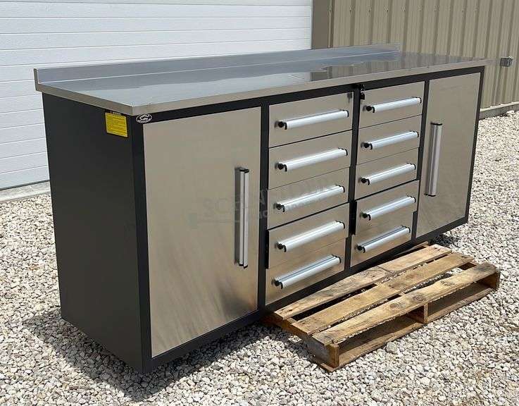 Unused 7' toolbox workbench