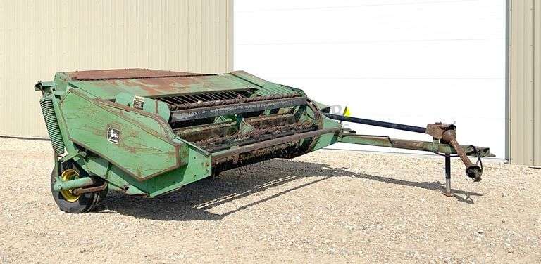 John Deere 1219 9' mower conditioner