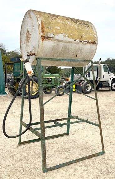 225 gallon steel fuel tank on stand