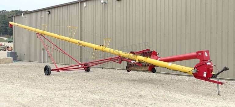 Westfield MK 100-71 transport auger