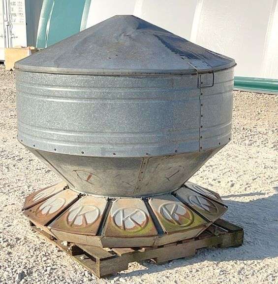 Circle K galvanized hog feeder