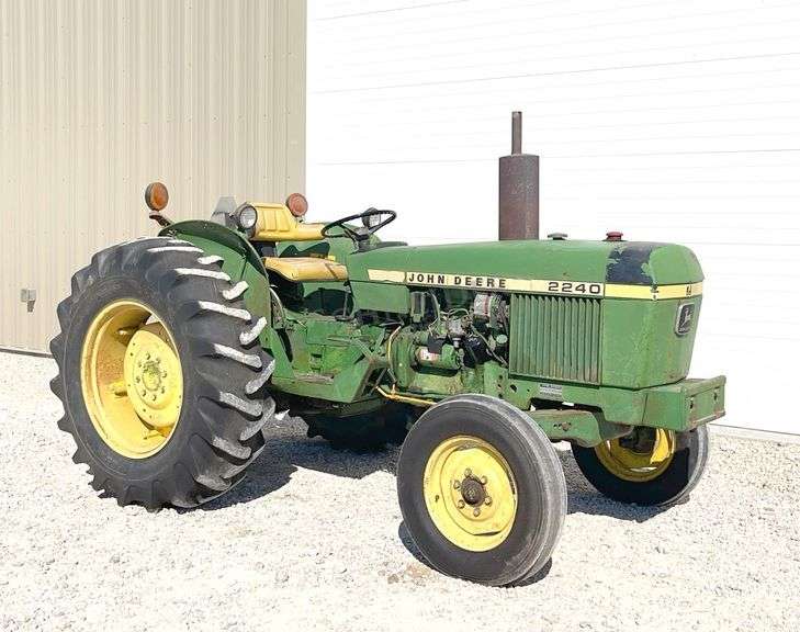 John Deere 2240 diesel tractor
