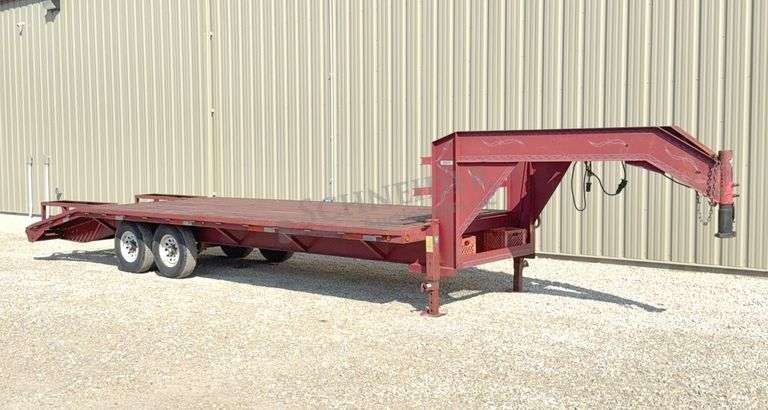 1996 PJ 25' flatbed gooseneck trailer