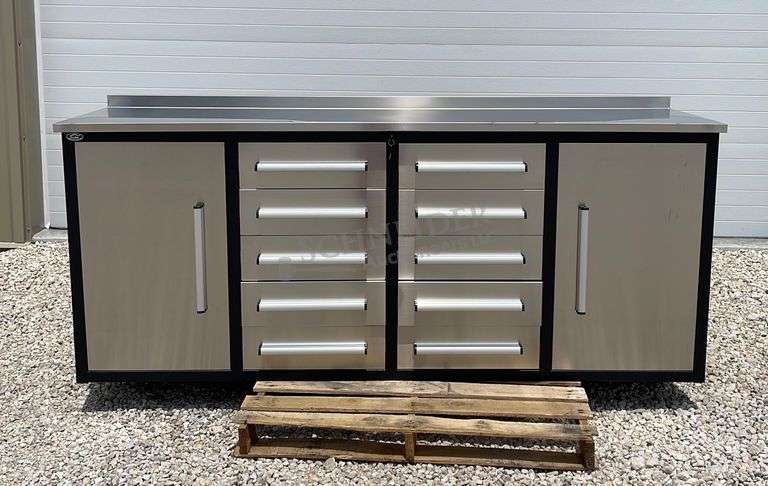 Unused 7' toolbox workbench