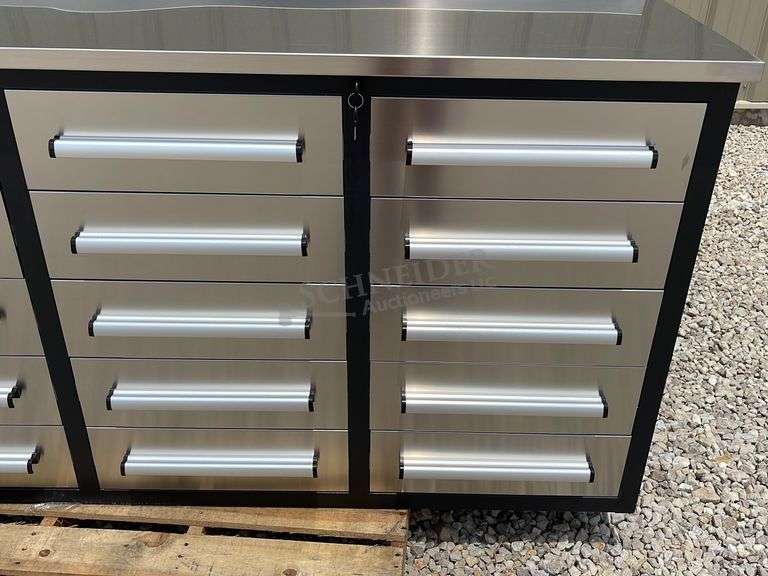 Unused 7' toolbox workbench
