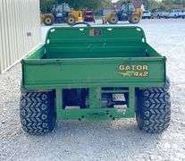 John Deere Gator 4x2 UTV