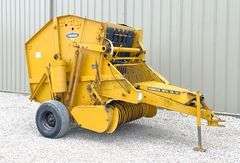 Vermeer 504-G round baler