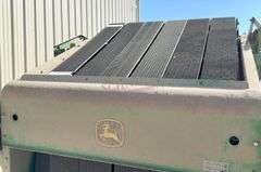 John Deere 458 Standard round baler