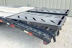 2018 Iron Bull 34' flatbed gooseneck trailer