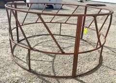 Steel bale feed ring
