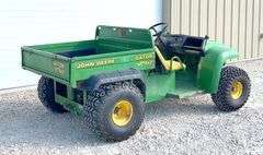 John Deere Gator 4x2 UTV