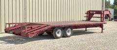 1996 PJ 25' flatbed gooseneck trailer