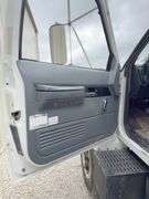 1990 Chevrolet C70 Kodiak grain truck