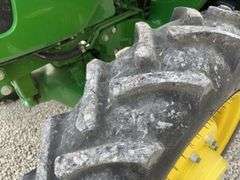 2022 John Deere 5065E tractor w/ loader