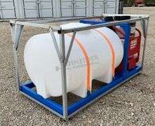 Unused Blue Viper power washer w/ tank