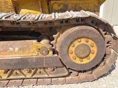 John Deere 450-B crawler loader