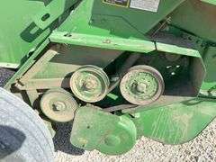 John Deere 458 Standard round baler