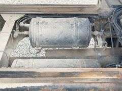 1994 Chevrolet C70 Kodiak tandem axle grain truck