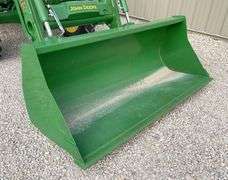 2022 John Deere 5065E tractor w/ loader