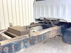 1994 Chevrolet C70 Kodiak tandem axle grain truck