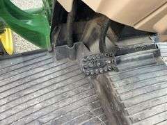 2022 John Deere 5065E tractor w/ loader