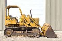 John Deere 450-B crawler loader