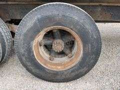 1994 Chevrolet C70 Kodiak tandem axle grain truck