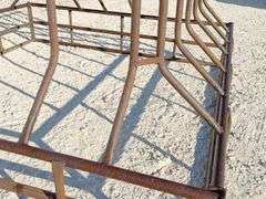 Unused 8.5'x8.5' hay saver bale feeder