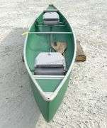 Coleman poly/alum. 17' canoe w/ paddles