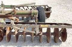 John Deere 10' wheel disc