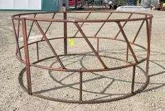 Steel bale feed ring