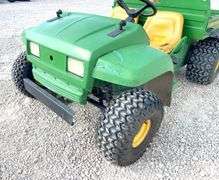 John Deere Gator 4x2 UTV