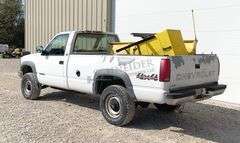 1994 Chevrolet 2500 4x4 w/ snow plow & spreader
