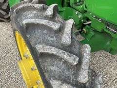 2022 John Deere 5065E tractor w/ loader