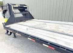 2018 Iron Bull 34' flatbed gooseneck trailer