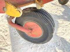 New Holland 254 3-point tedder rake