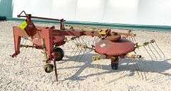 New Holland 254 3-point tedder rake