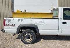 1994 Chevrolet 2500 4x4 w/ snow plow & spreader