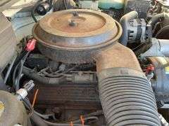 1994 Chevrolet 2500 4x4 w/ snow plow & spreader